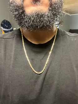 Solid gold rope chain