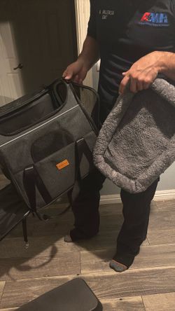 Brand New Pet carrier