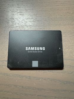 Samsung 850 EVO 500GB 2.5" SATA III Internal SSD MZ-75E500 for PC/Laptop