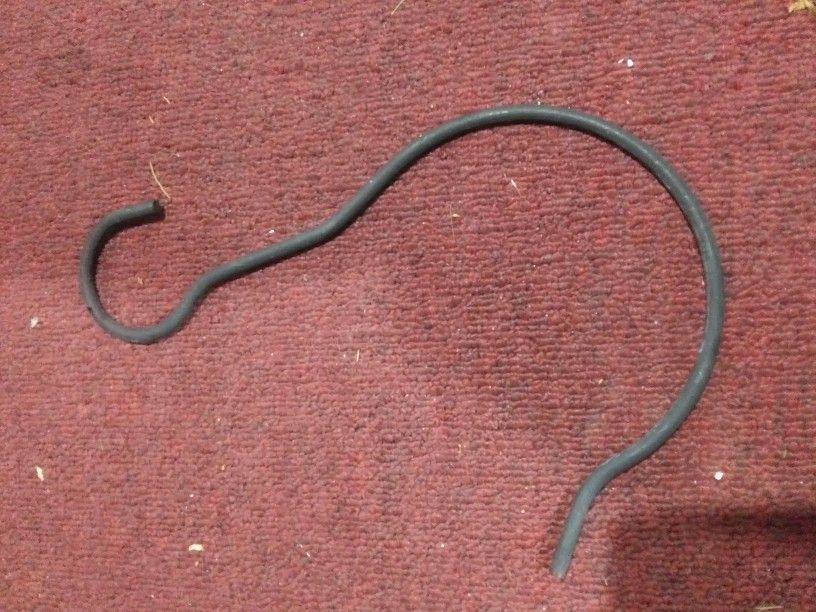 (NEW ) NEVER USED WROUGHT IRON PLANT HOLDER HANGER