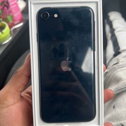 IPHONE SE 2022