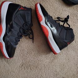 Men's Sz 11 BRED 11 Trades Or Cash 
