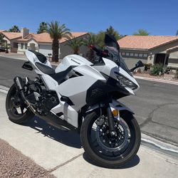 2020 Kawasaki Ninja 400