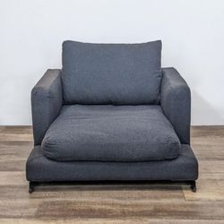 Camerich Easytime Modern Lounge Chair
