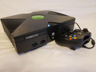 Custom Original Xbox With Loaded 2TB Hard Drive