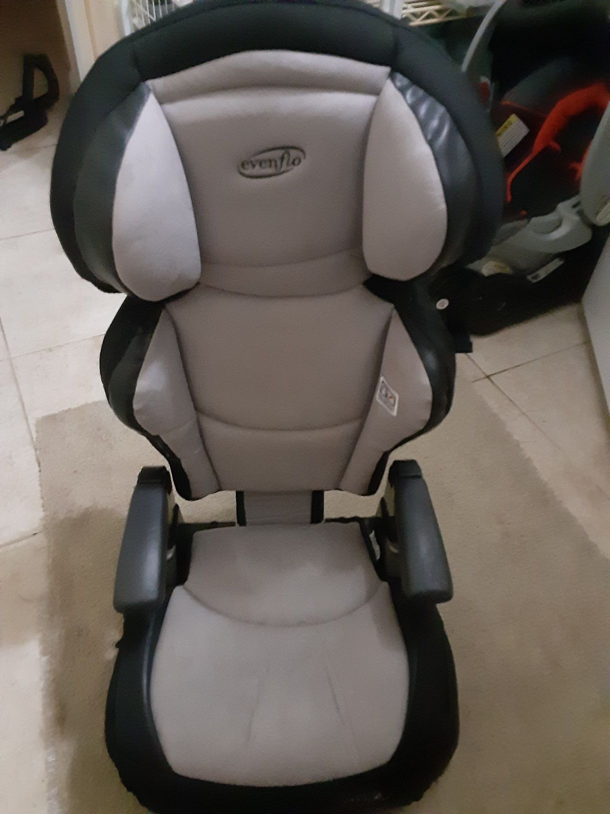 Evenflo toddler car seat