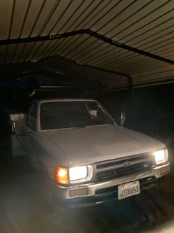 93' Toyota Work Truck