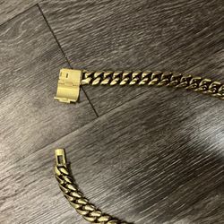 Cuban in Yellow Gold