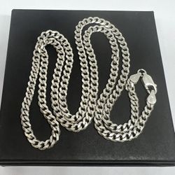 925 Sterling Silver Diamond cut Cuban link chain necklace size 26”