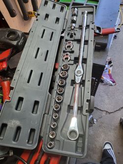 Matco Long Reach Fan Belt Removal Kit MESBT17 missing 1 piece