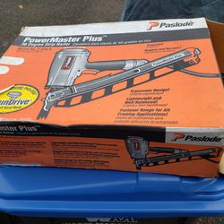 Paslode F-350-S  nail gun in original box little to no use