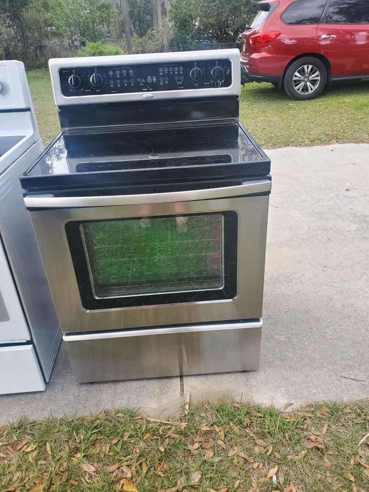 Whirlpool gold series STOVE for Sale in Brandon, FL OfferUp