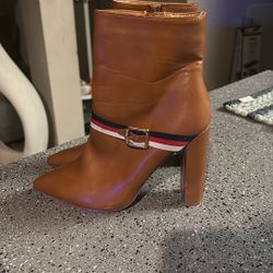 Tommy Hilfiger boots