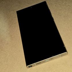 Brand New S24 ULTRA (GOLD)