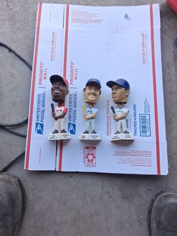 3 bobbleheads