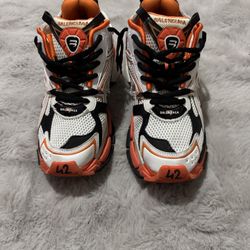 Balenciaga Runners 