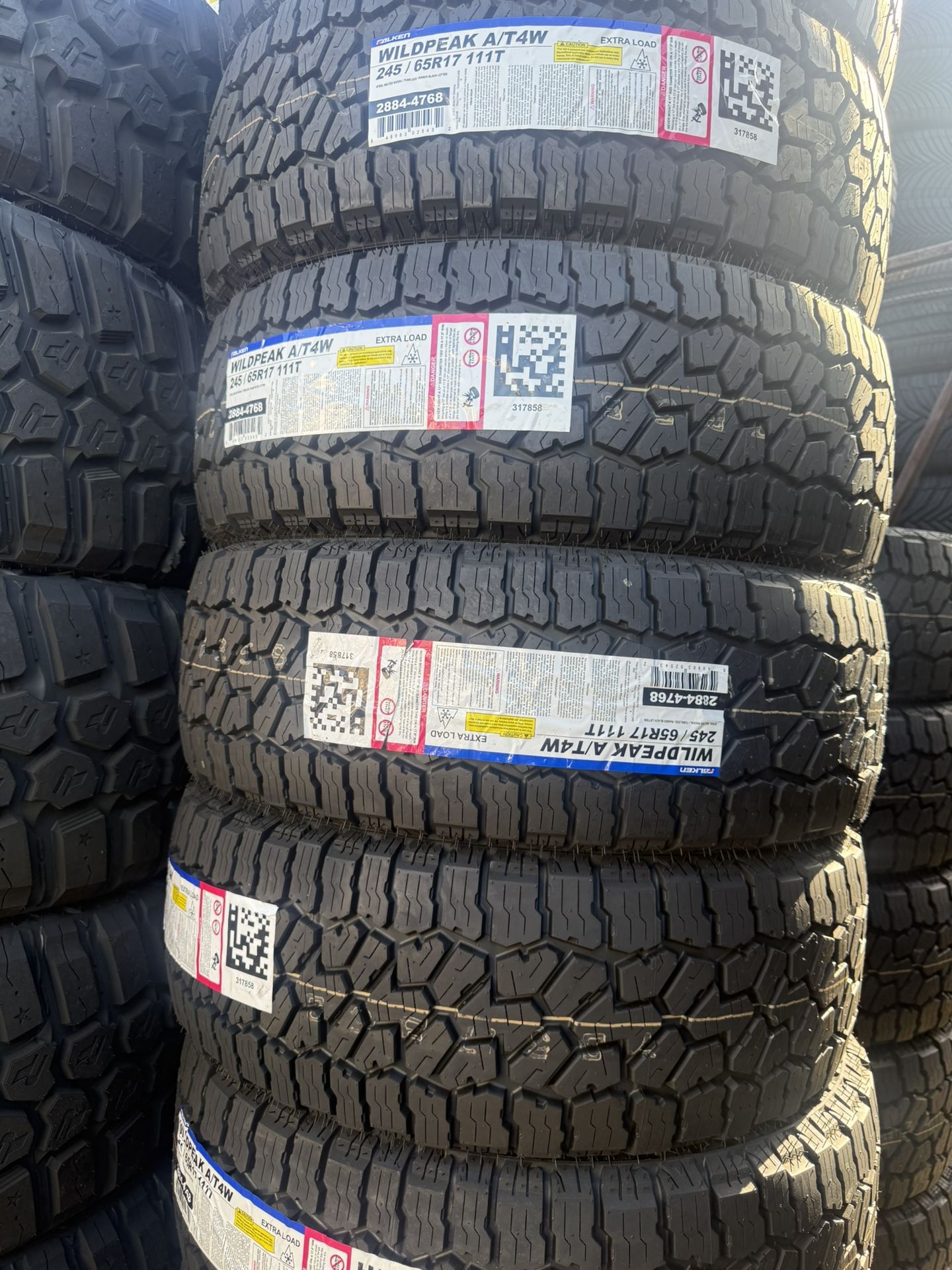 Falken At4w 245/65r17 Tires - Llantas -