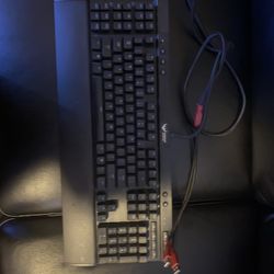 Corsair K95 Mechanical Keyboard 