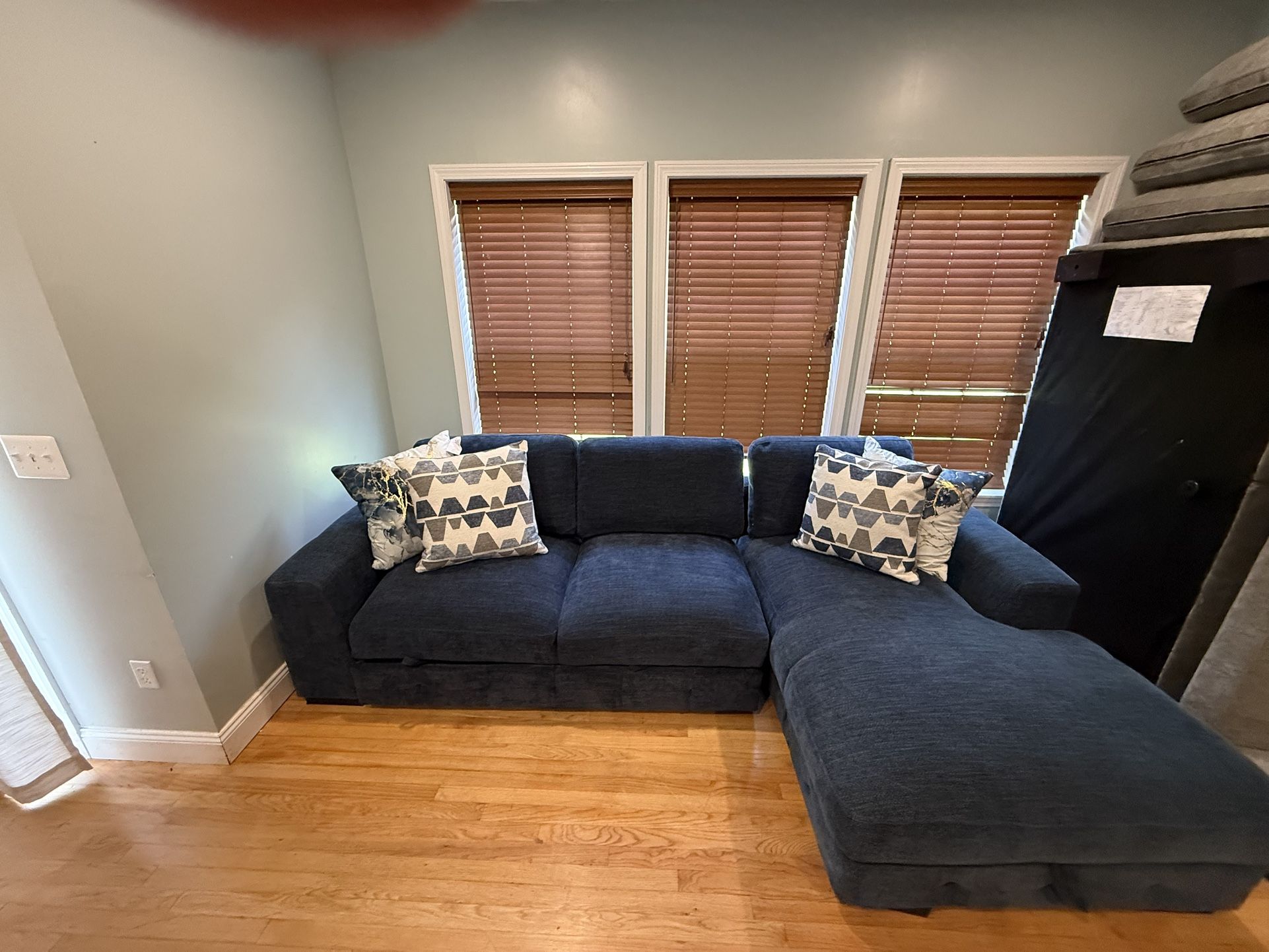 Sofa Chaise