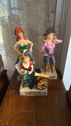 3 limited edition Whiskey Decanters