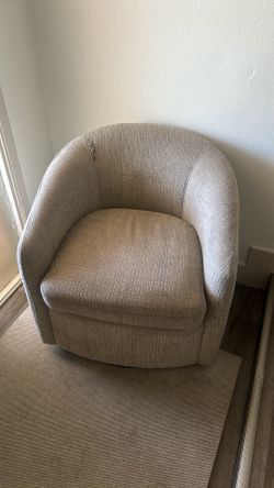 Swivel couch chair