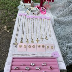 Assorted Fashion Jewelry 