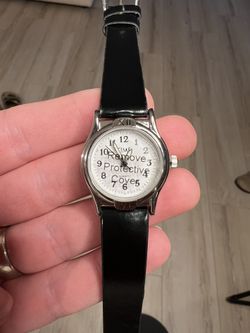NEW Ladies Watch - New Battery - Never Worn