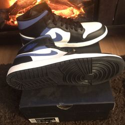 Jordan 1 Mid