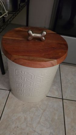 Food bucket