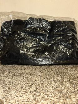 LAYATONE Wetsuits – Brand New (Sealed)