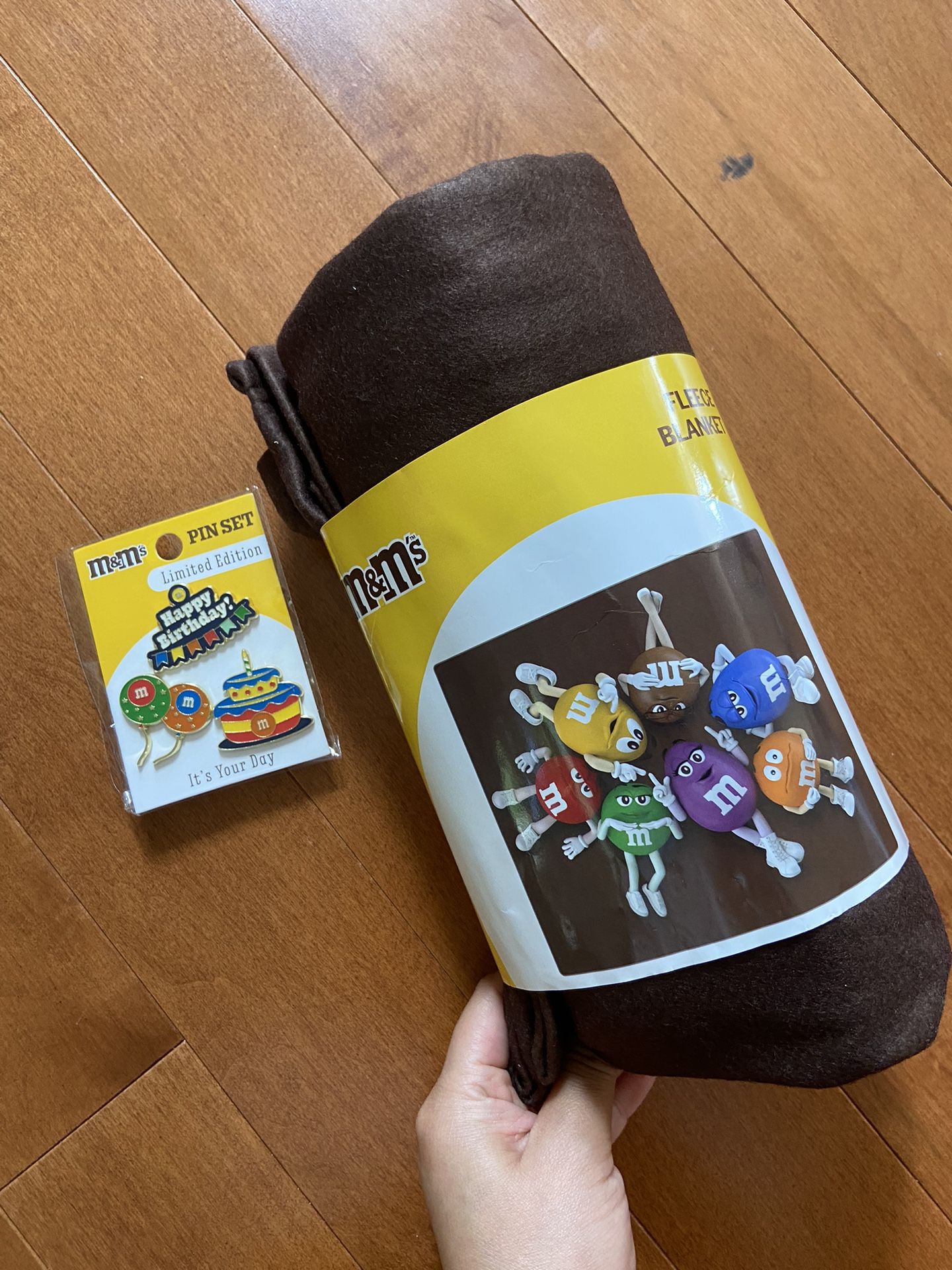 M&M fleece blanket & fashion pin bundle