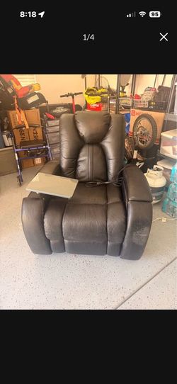 Movie theater chair / reclining chair / lazy boy