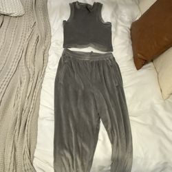 Skims Loungewear 