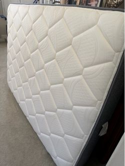 Custom Comfort FULL Matress