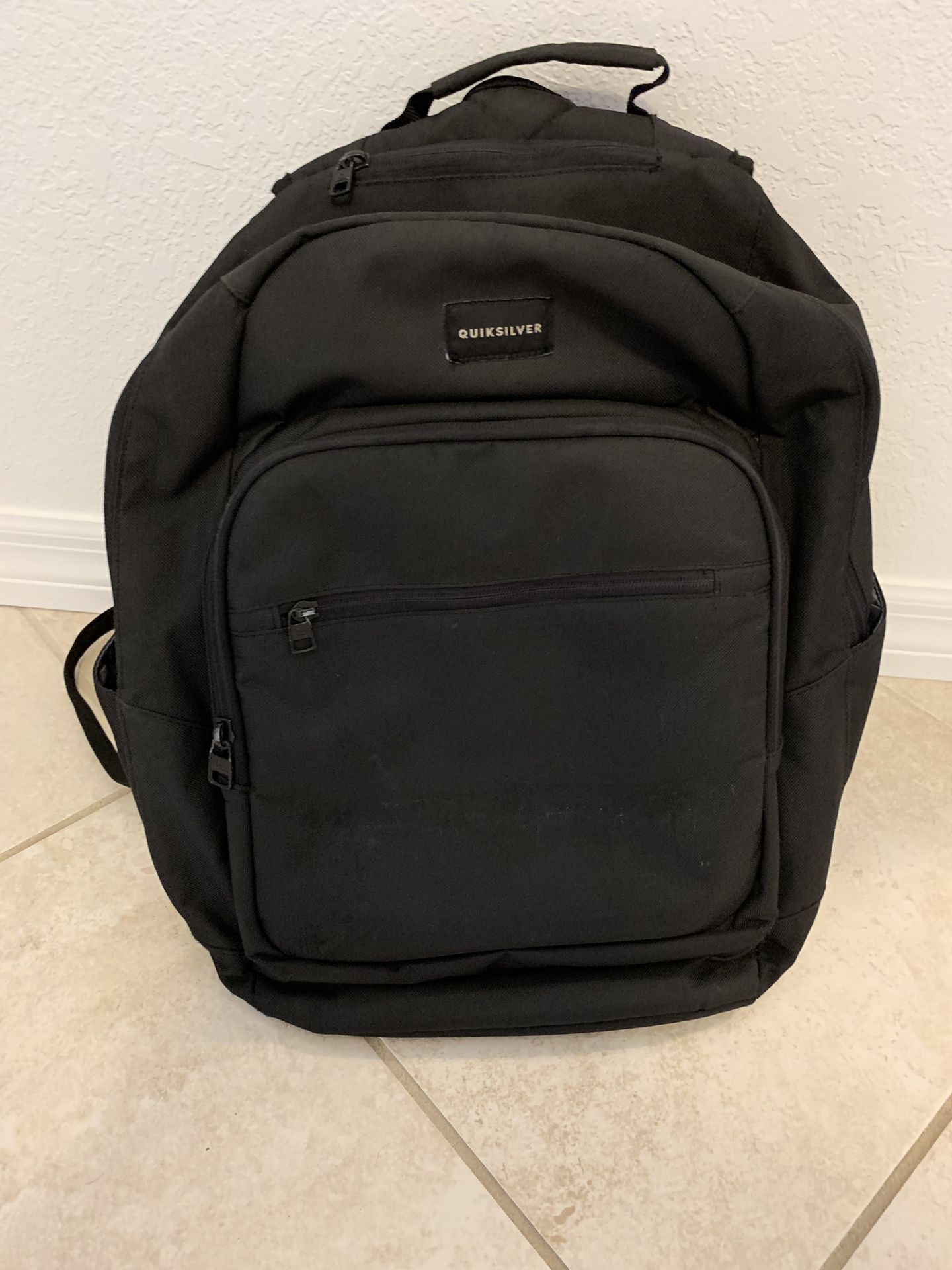 Quiksilver backpack- Black