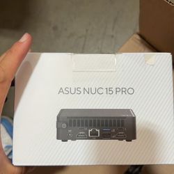 Asus NUC 15 Pro mini desktop Ultra 7  PC 