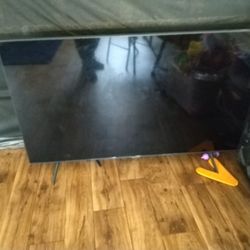 TV Samsung Black Color 55