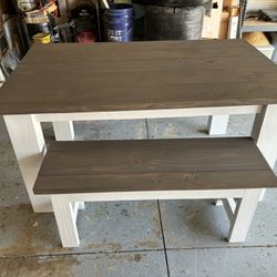 Farmhouse Furniture 