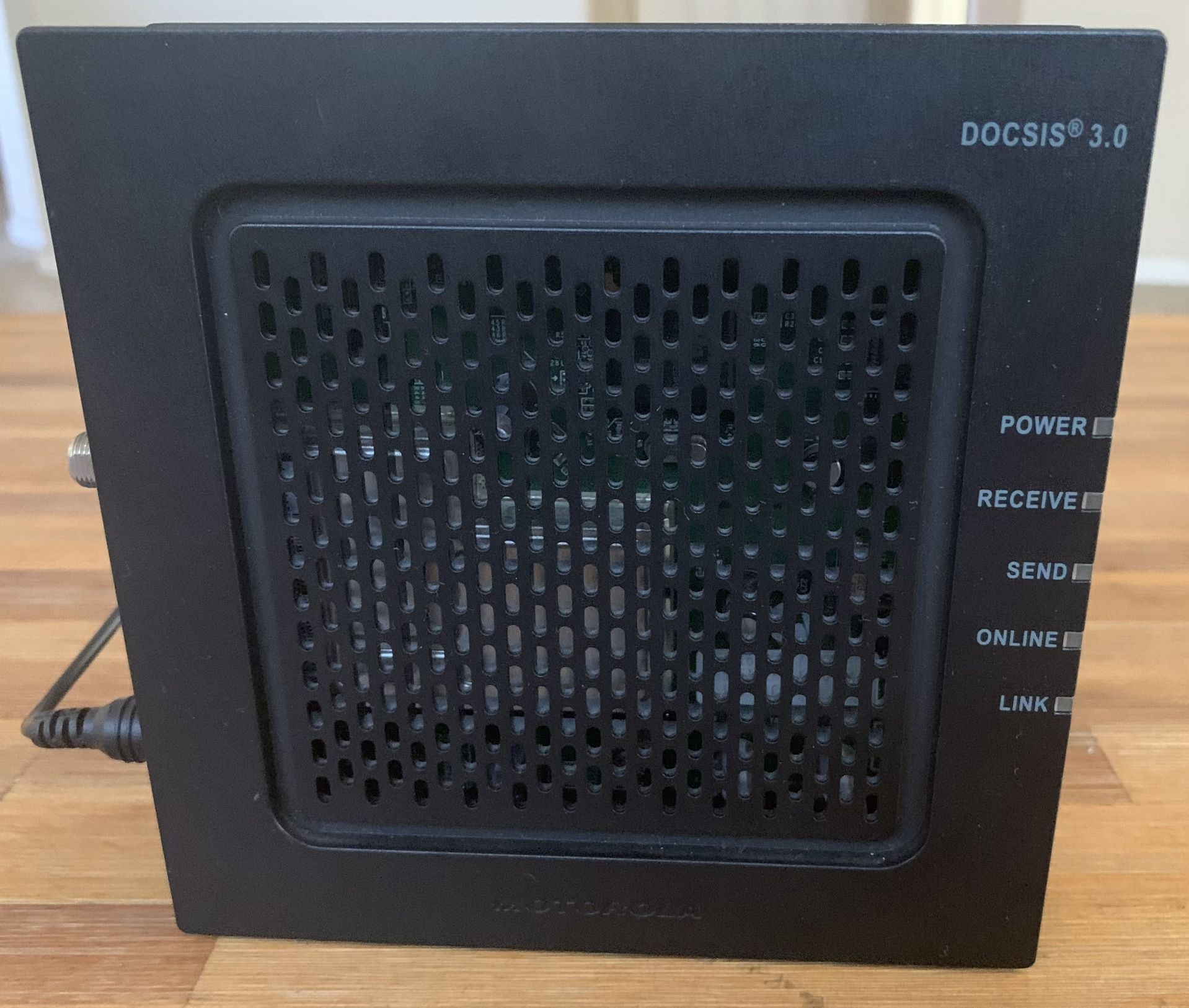 Motorola Surfboard SB6120 Cable Modem