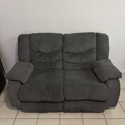 Sofa Dark Gray Reclining Couch Up to 5 people