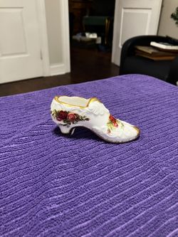 VINTAGE Royal Albert Bone China Old Country Rose Miniature 