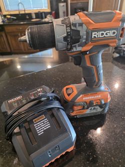 Like New RIGID Hammer Drill * Battery & Charger*