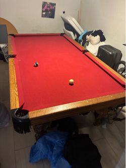 9 ft pool table