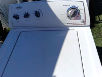 WASHER WHIRLPOOL JUST LIKE YOU SEE HERE WORKING EXCELLENT WITH 6 MONTHS WARRANTY RECEIPT TOTAL PRICE $175  DOLLAR 'S