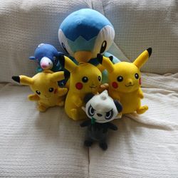 Pokémon Plush Dolls