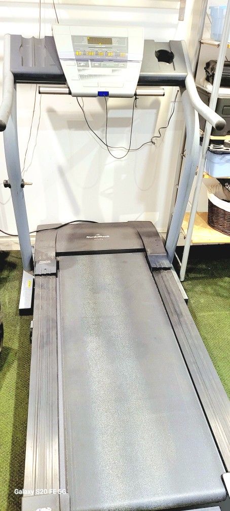 Working NordicTrack EXP 2000 Treadmill