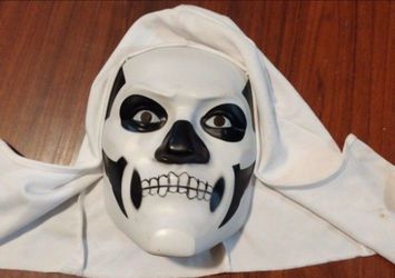 Skull Trooper Halloween Costume Mask with Hood