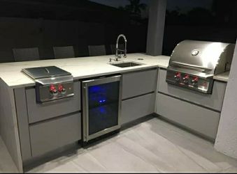 BBQ kitchens and closets