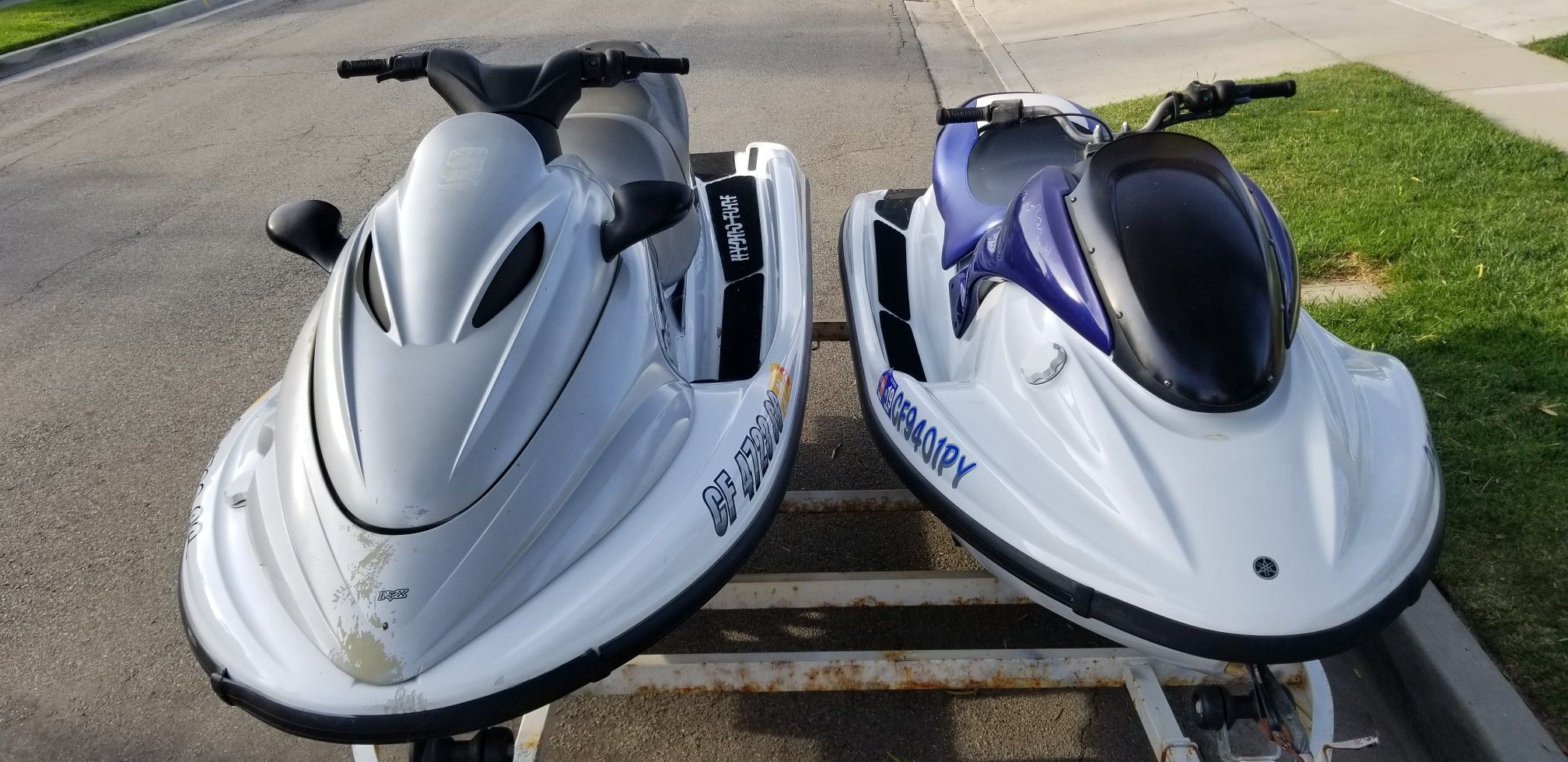 2 2001 yamaha waverunners gp1200r&xlt1200 jetskis jetski for Sale in