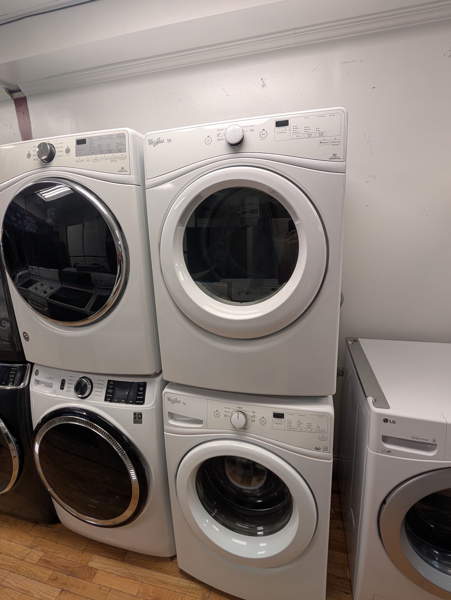Whirlpool Washer and Dryer Set 